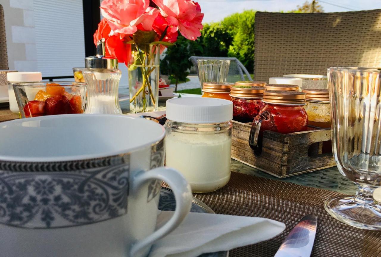 La Bauldiniere Bed and Breakfast Tauxigny Exteriör bild